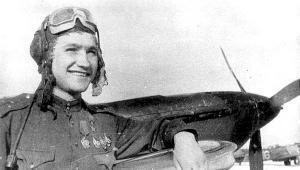 Дважды Герой Советского Союза лётчик Николай Дмитриевич Гулаев Первый дважды герой советского союза